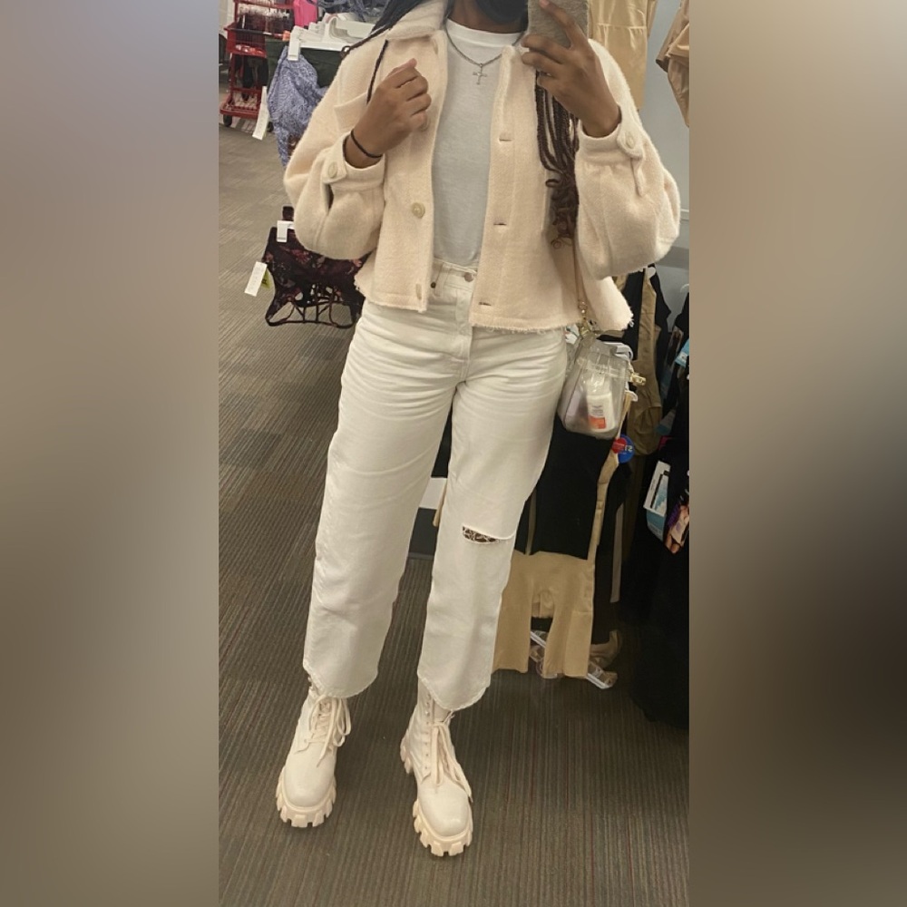 BDG High-Waisted
Retro Boy Jean Ripped White
Denim